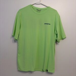 Men’s Patagonia Capilene Cool Daily Graphic Shirt Sz Medium